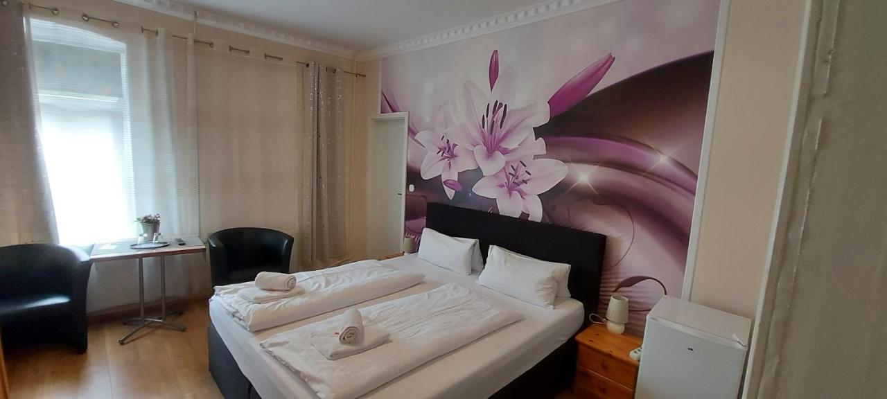Hotel Restaurant Hellas Гельтинг Экстерьер фото